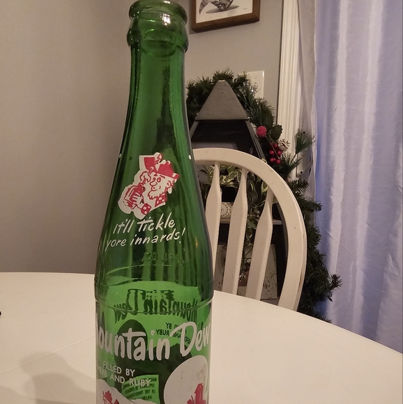Vintage Mountain Dew bottle soda green pop glass bottle advertising - Picture 4 of 8